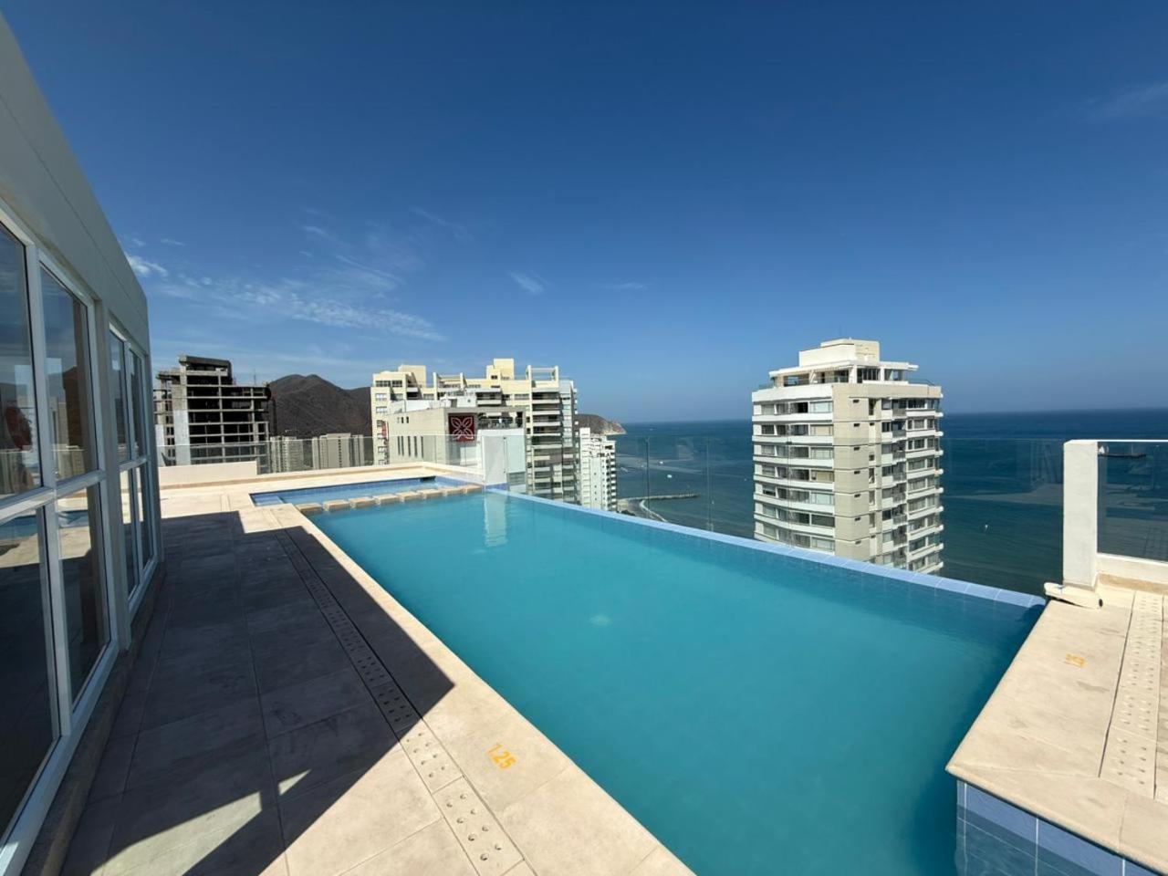 Edificio Eira - Next To The Marina Apartment