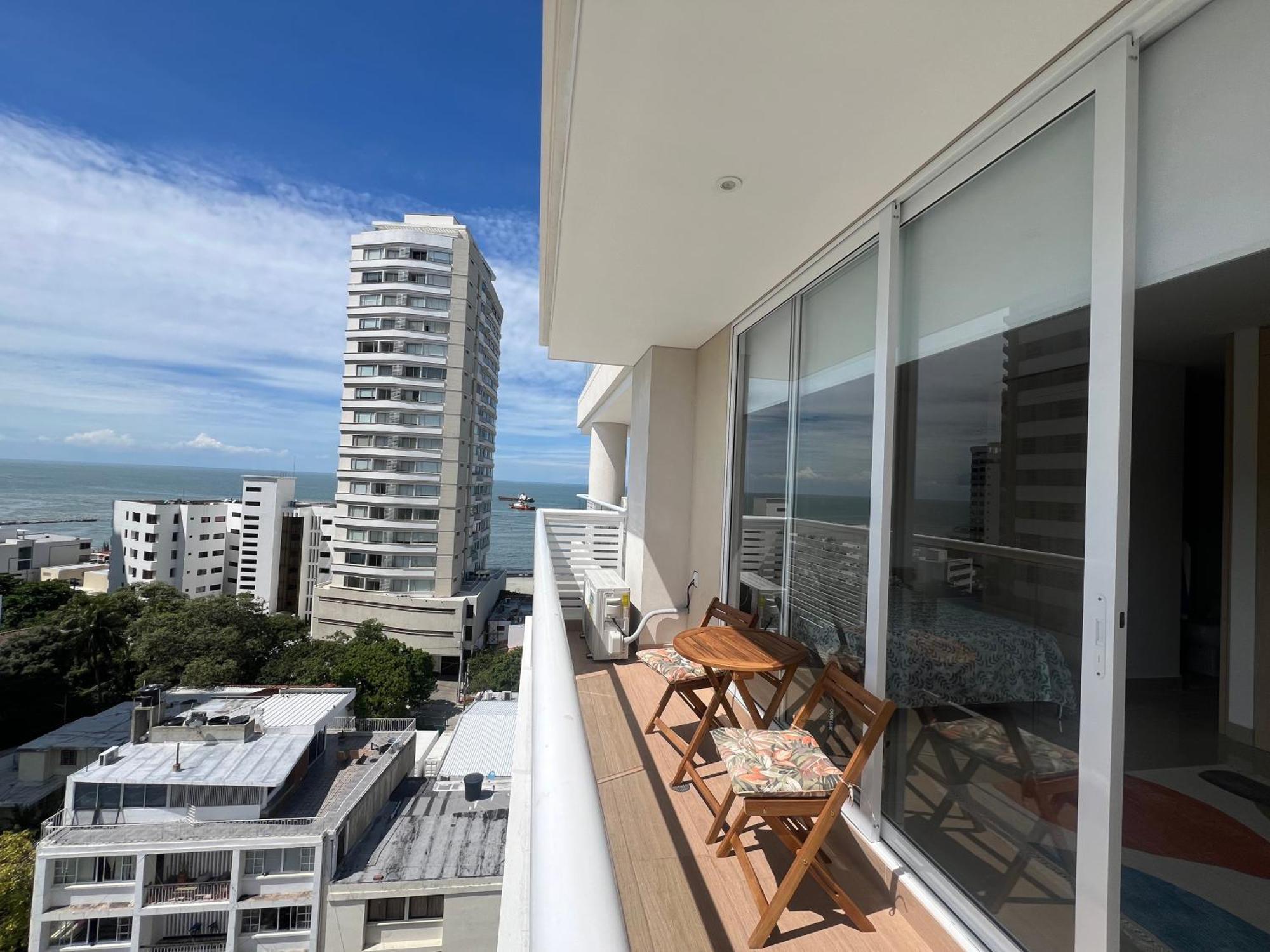 Edificio Eira - Next To The Marina